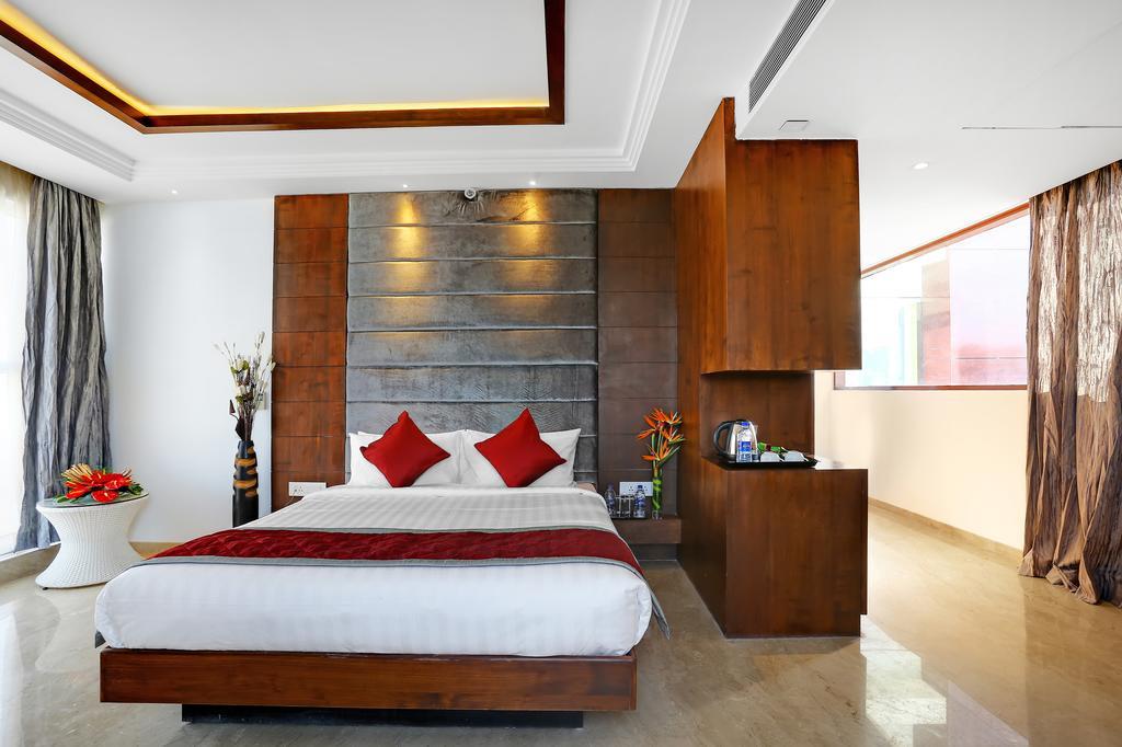Bhagini Icon Premier Hotel Bangalore Extérieur photo