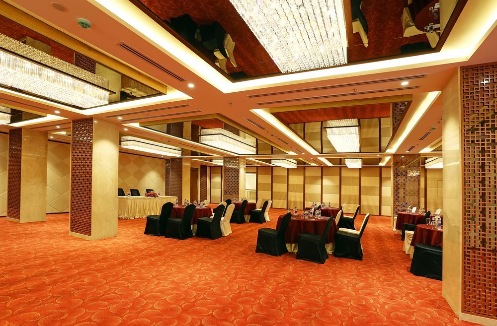 Bhagini Icon Premier Hotel Bangalore Extérieur photo